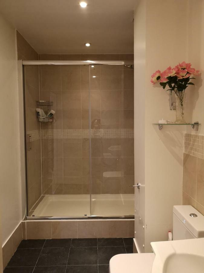 Rooms Close To Wimbledon Tennis London Eksteriør bilde
