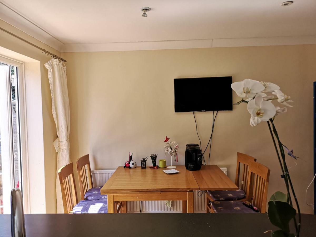 Rooms Close To Wimbledon Tennis London Eksteriør bilde